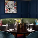 Nyx Christchurch Hotel 4*