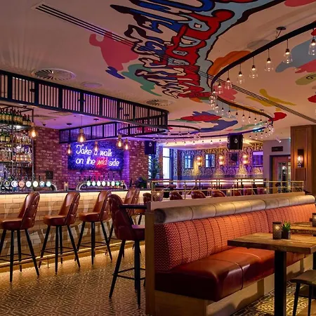 Otel Nyx Christchurch 4*