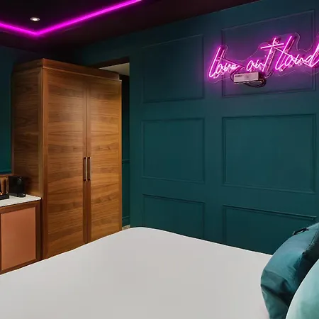 Nyx Christchurch Hotel