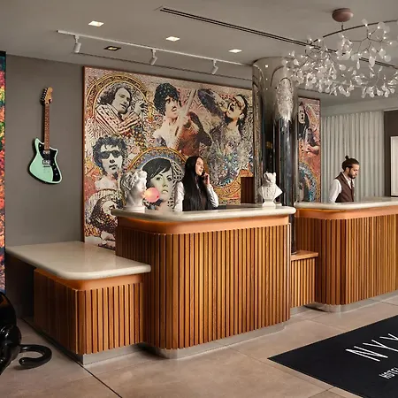 Nyx Christchurch Otel 4*