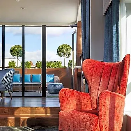 Nyx Christchurch Hotel