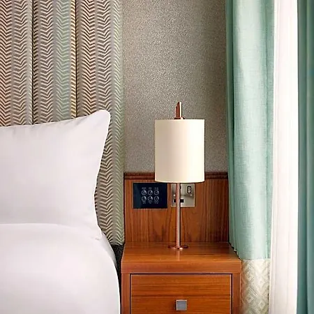 Hotel Nyx Christchurch