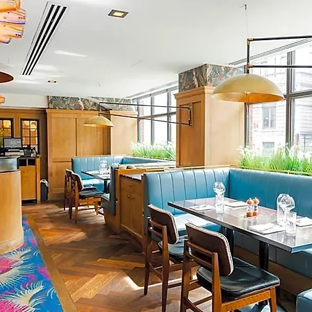 Nyx Christchurch Hotel 4*