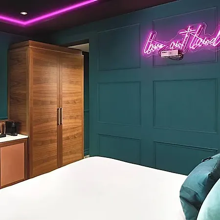 Hotel Nyx Christchurch 4*