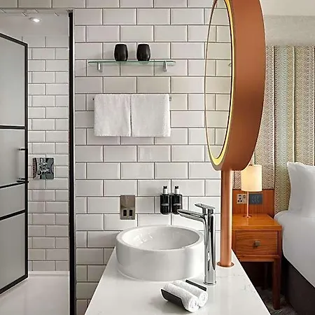 Nyx Christchurch Hotel 4*