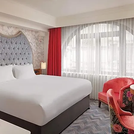 Hotel Nyx Christchurch 4*