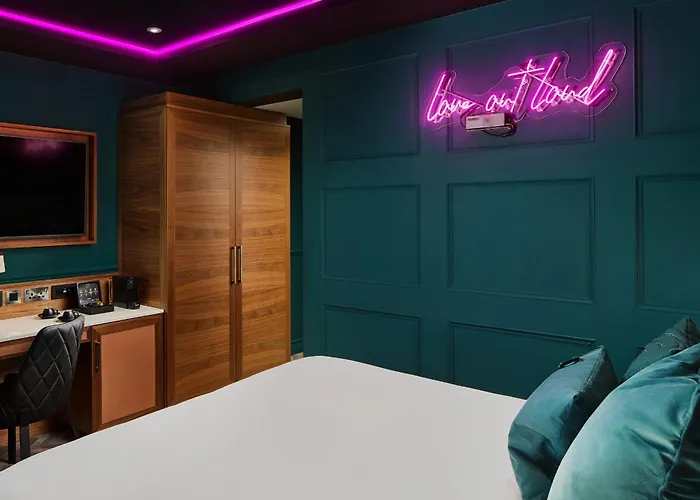 Nyx Christchurch Hotel